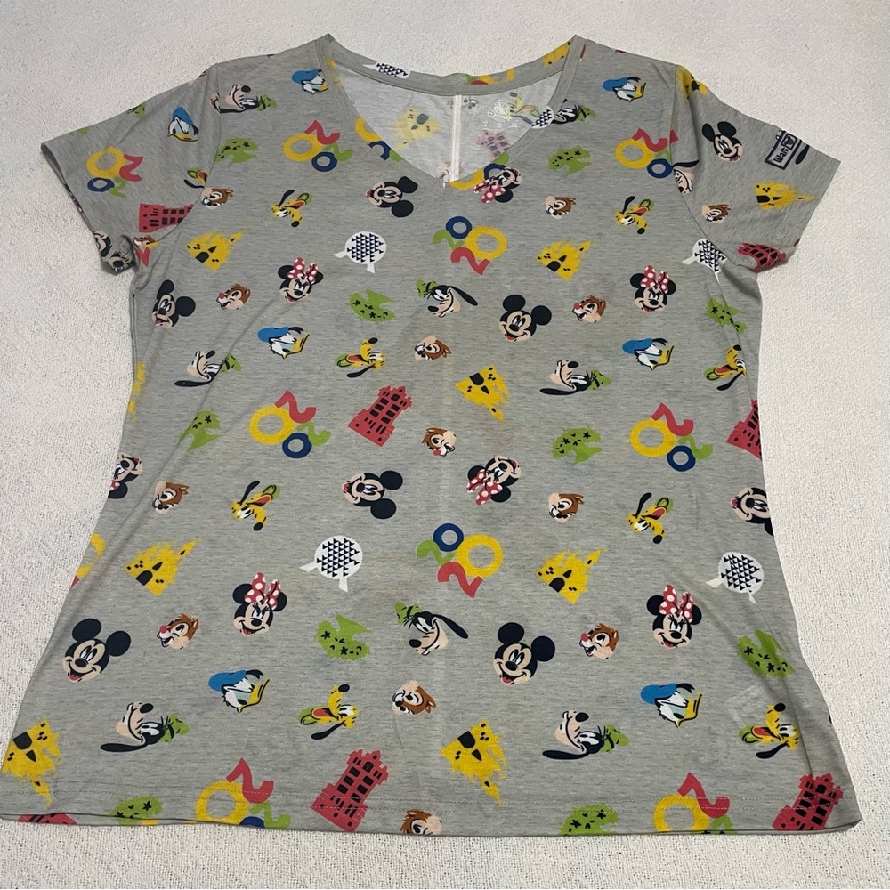 Disney Colorful Character‎ Print T-Shirt Size Large